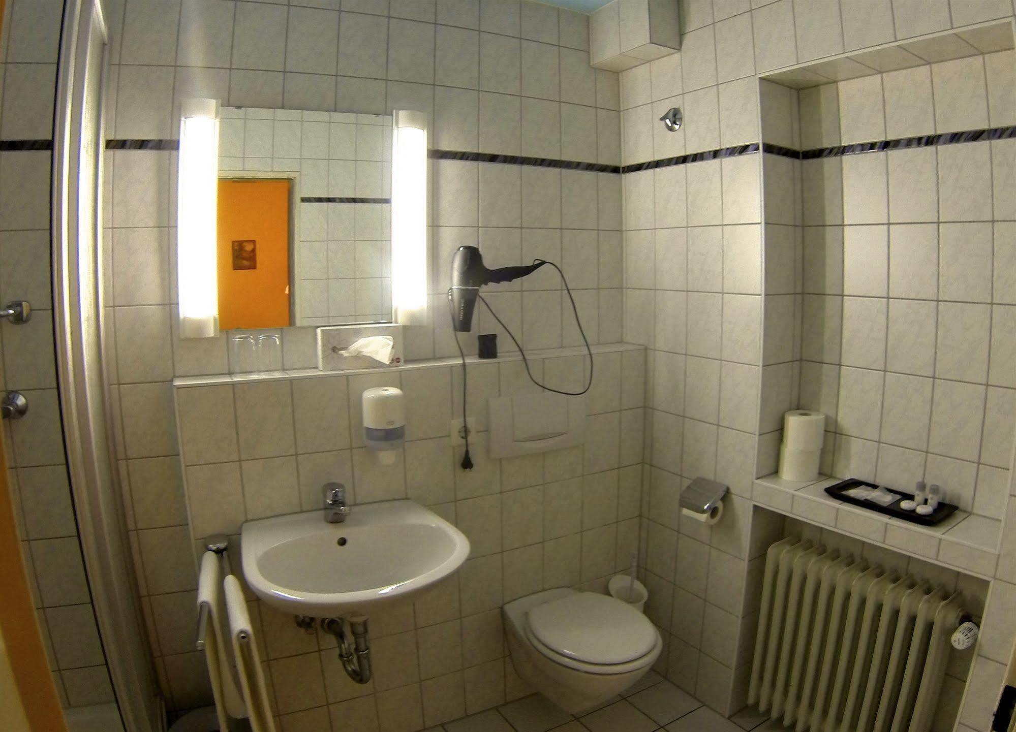 Landgasthof Ochsen Sinzheim Exteriör bild